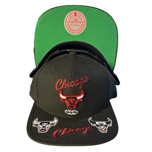 Mitchell & Ness Chicago Bulls Front Loaded Snapback Hat Cap Black / Green UV
